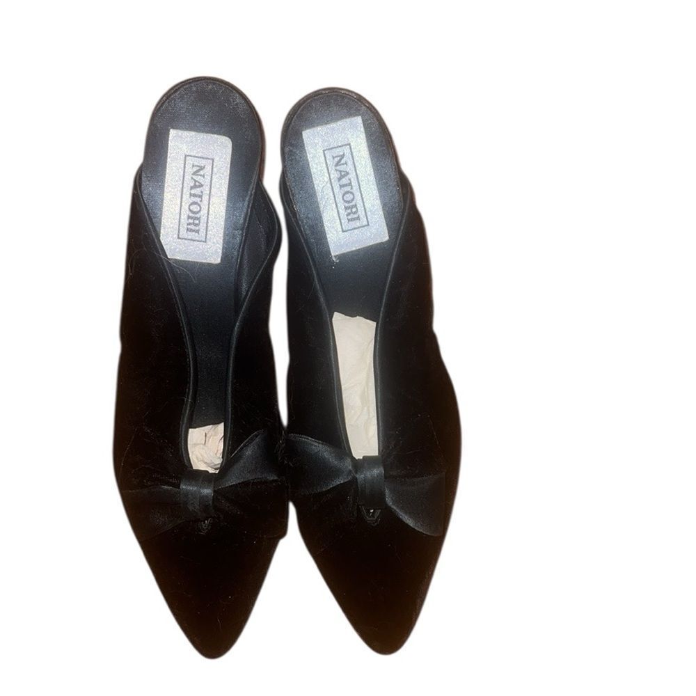 Natori Women's Black Velvet Mules Size 6